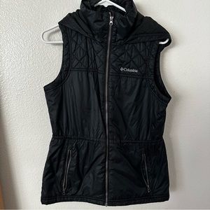 Columbia diamond hooded vest size Medium